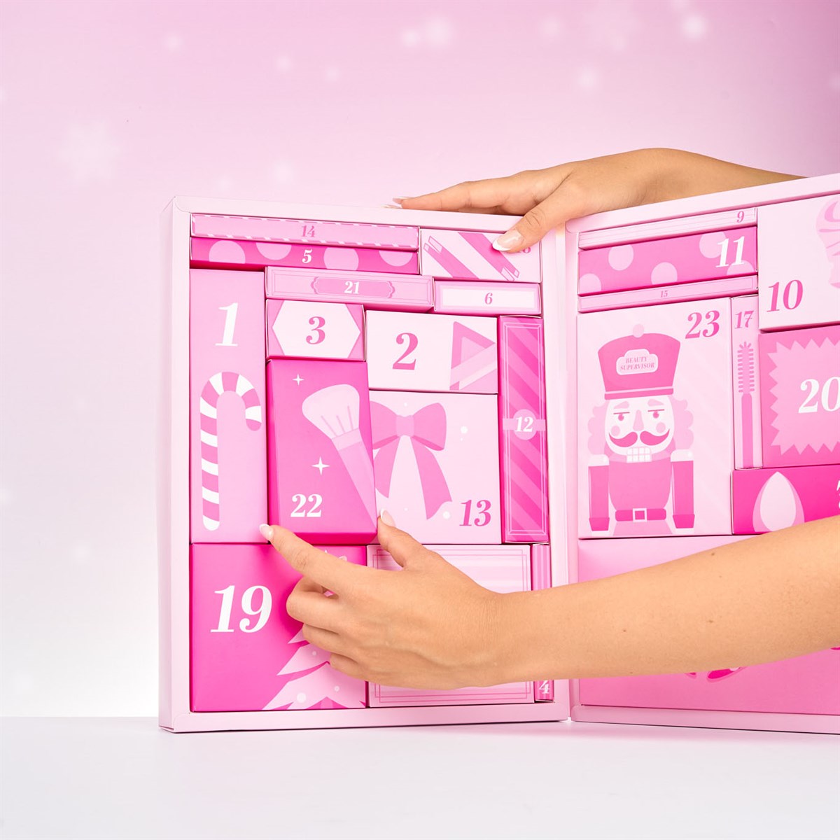 Brushworks Beauty Countdown Advent Calendar 2026 - 24 Days